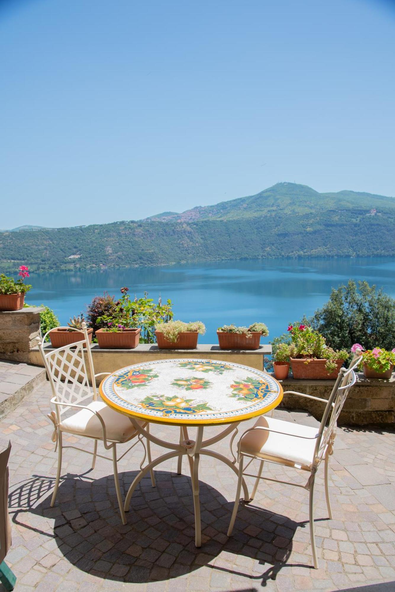 Apartament Giardino Sul Lago Castel Gandolfo Zewnętrze zdjęcie